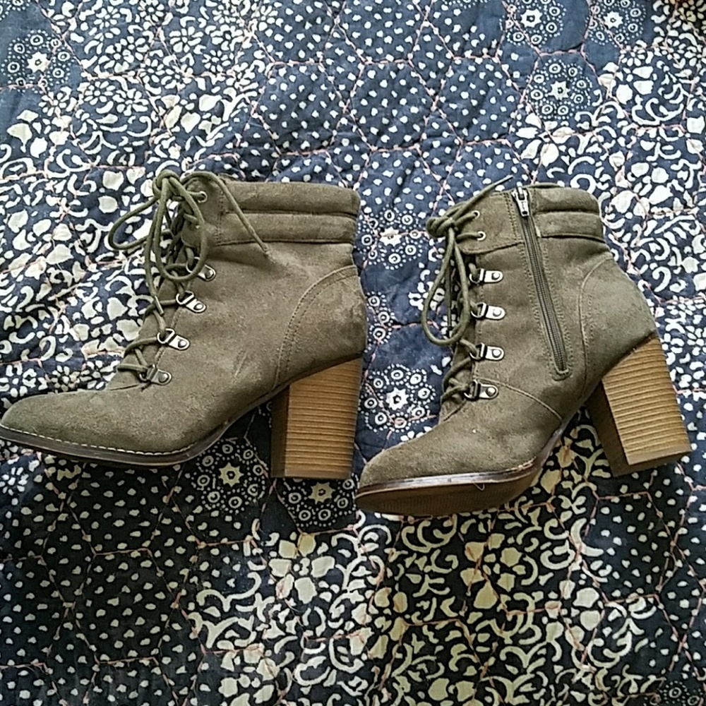 Olive green Candie's boots